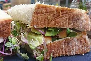 Amsterdam-arrangement-dikke-boterhammen-lunch-1