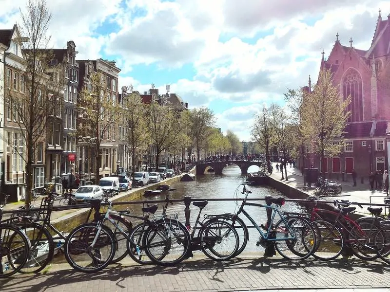 Boottocht-en-wandeltocht-jordaan
