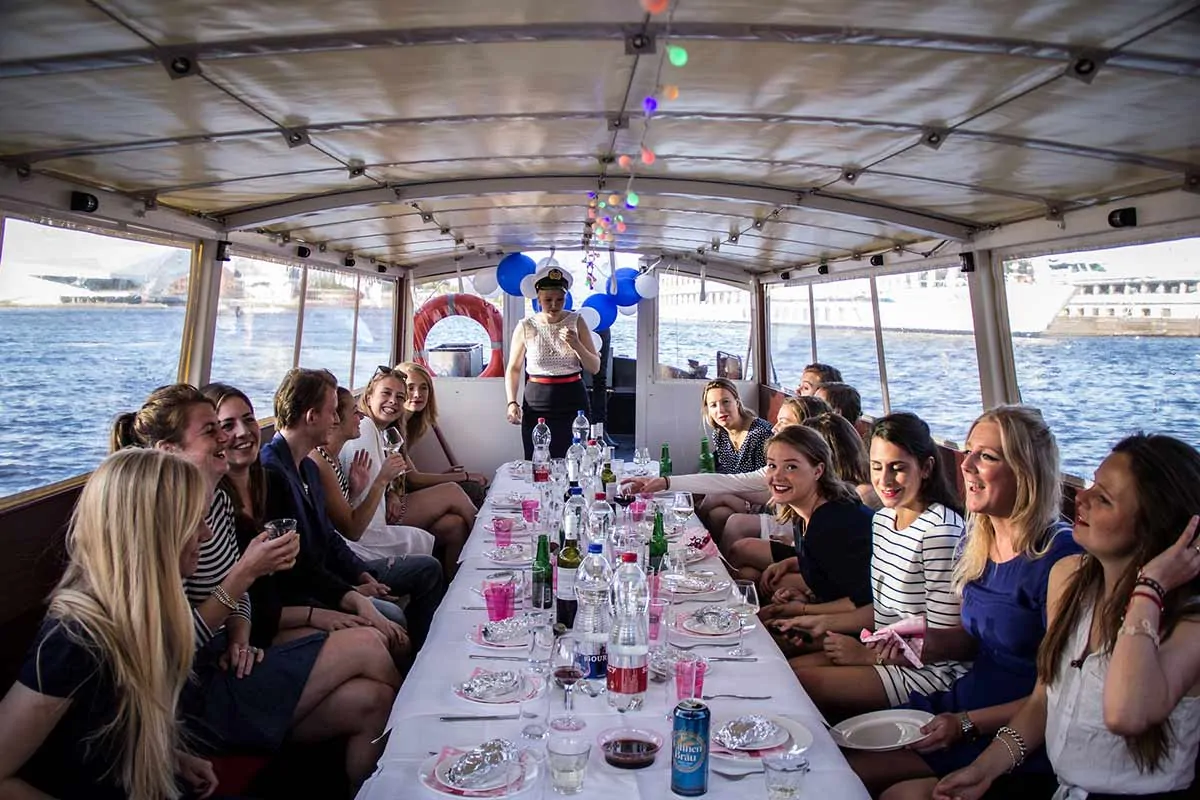 Stella-Maris-voor-feest-op-het-water